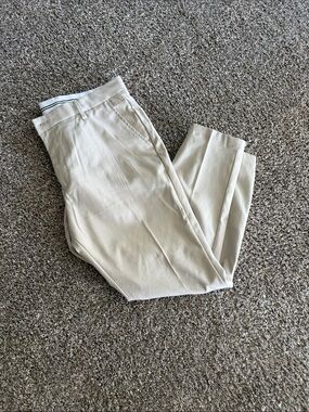 Amazon Essentials Men's Light Beige Chino Pants